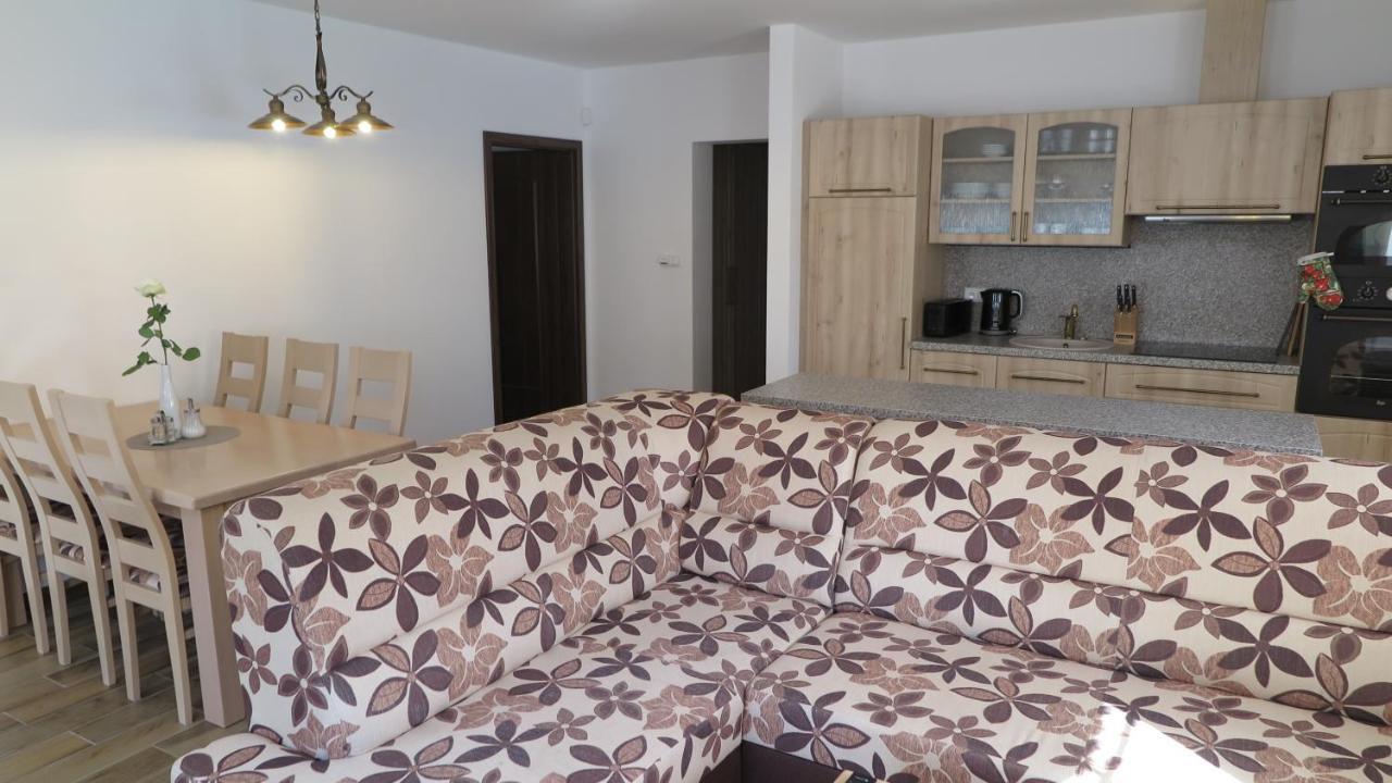 Club Rezidence Pod Luci Apartment Loucovice Ngoại thất bức ảnh